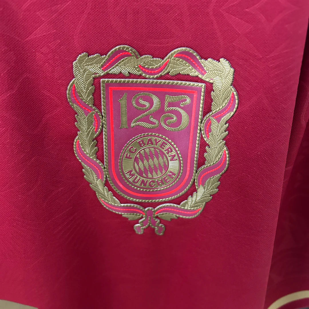 Bayern München 125 Jahre Jubiläumstrikot
